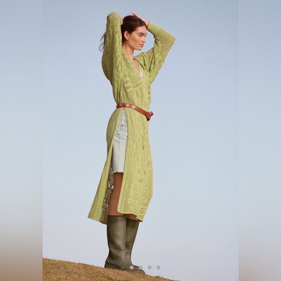 By Anthropologie Mesh Split
Longline Sweater - Picture 1 of 5